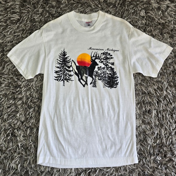 Tee Jays Other - Vintage Selec-T Tee Jays Menominee Michigan Deer Sunset Graphic T-Shirt White L